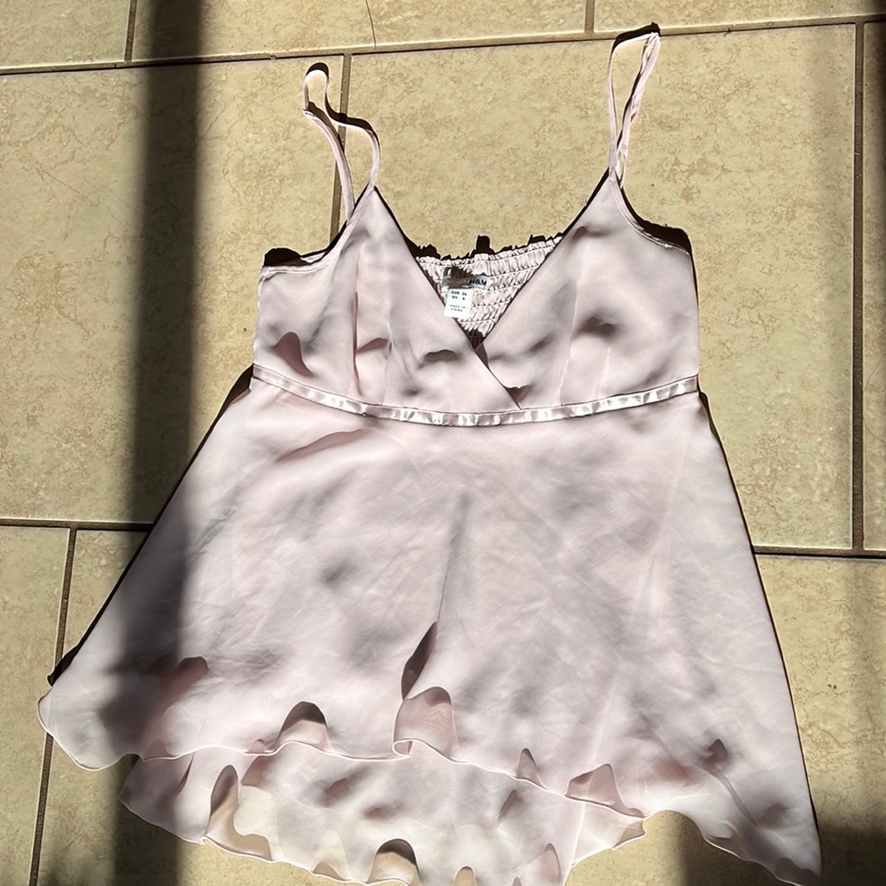 H&M light pink lace top size 6